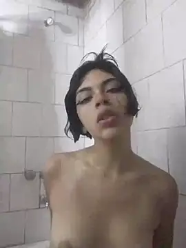 Snapshot of Kitty665g chatting on 09.15.25 Kitty665g online show from 09.15.25