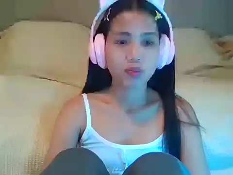 AnnewithanE online show from 09.17.25