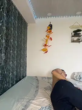 Snapshot of Alejandro_BigCock22 chatting on 09.19.25 Alejandro BigCock22 online show from 09.19.25