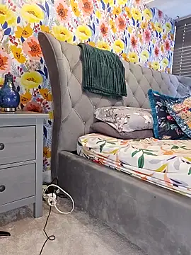 Filthymaddymilfy25 online show from 04.06.26