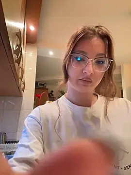 RebekaRose online show from 11.28.25