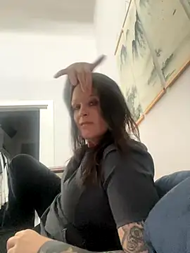 sinfful-secretsxh online show from 10.22.25