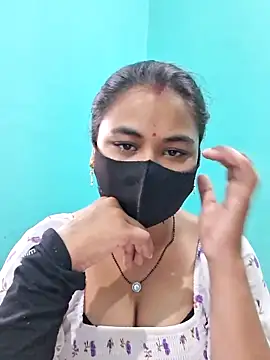 Snapshot of DivyaBhabhi69@xh chatting on 06.19.26 DivyaBhabhi69xh online show from 06.19.26