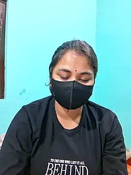 Snapshot of DivyaBhabhi69@xh chatting on 06.27.26 DivyaBhabhi69xh online show from 06.27.26