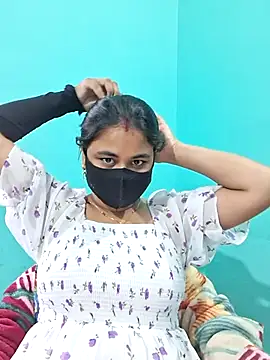 Snapshot of DivyaBhabhi69@xh chatting on 07.07.26 DivyaBhabhi69xh online show from 07.07.26