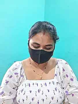 Snapshot of DivyaBhabhi69@xh chatting on 07.07.26 DivyaBhabhi69xh online show from 07.07.26