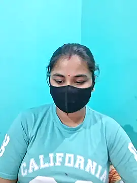 Snapshot of DivyaBhabhi69@xh chatting on 07.27.26 DivyaBhabhi69xh online show from 07.27.26