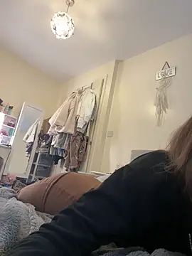 Snapshot of Summer21k chatting on 09.09.25 Summer21k online show from 09.09.25