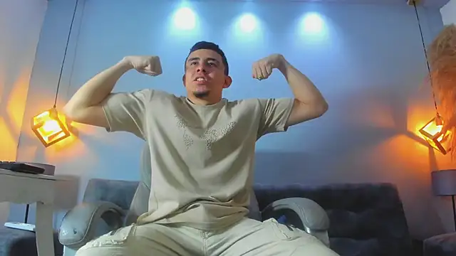 Eross Santy online show from 04.04.26