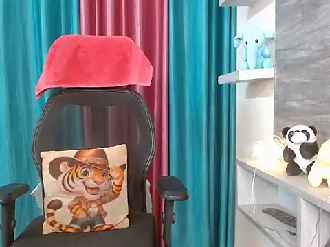 Your candy 47 online show from 04.28.26