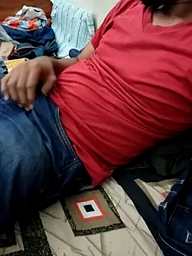 Snapshot of adro125 chatting on 10.16.25 adro125 online show from 10.16.25