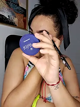 jesie 18x online show from 09.11.25