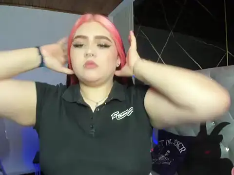 Snapshot of im_bunny__ chatting on 10.27.25 im bunny online show from 10.27.25