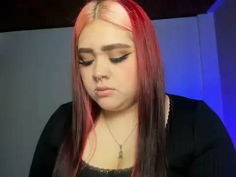 Snapshot of im_bunny__ chatting on 11.05.25 im bunny online show from 11.05.25