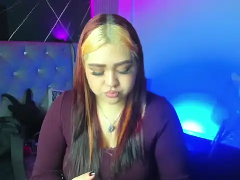 Snapshot of im_bunny__ chatting on 11.22.25 im bunny online show from 11.22.25