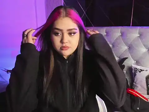 Snapshot of im_bunny__ chatting on 01.13.26 im bunny online show from 01.13.26