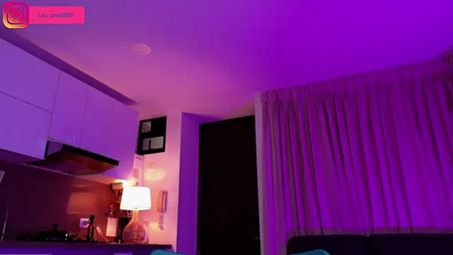 Snapshot of LeoCavalli_ chatting on 09.11.25 LeoCavalli  online show from 09.11.25