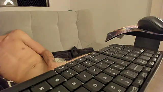 Snapshot of lordpussy__ chatting on 09.20.25 lordpussy online show from 09.20.25