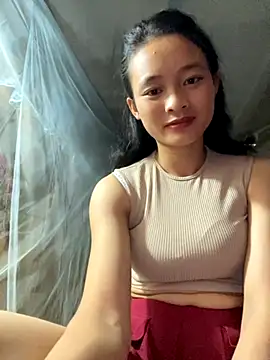 Snapshot of Kieu_xxx chatting on 09.10.25 Kieu xxx online show from 09.10.25