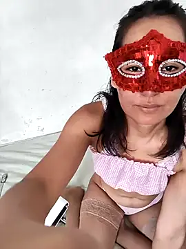 Luu-Lii777 online show from 03.05.26