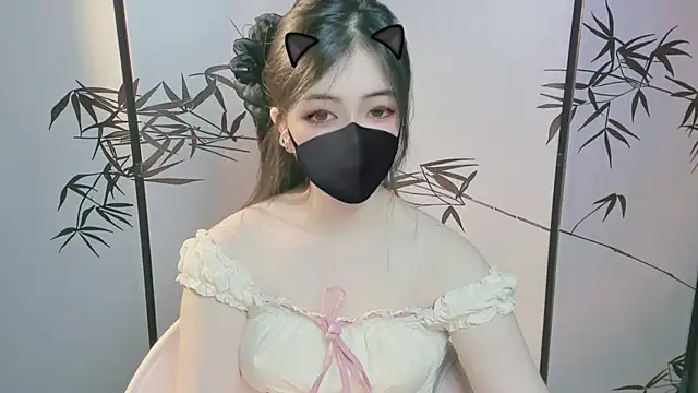 Sparkly Candy online show from 10.19.25