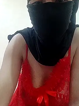 Snapshot of salma14 chatting on 10.08.25 salma14 online show from 10.08.25