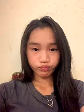 Snapshot of -Lie-06 chatting on 09.25.25 -Lie-06 online show from 09.25.25