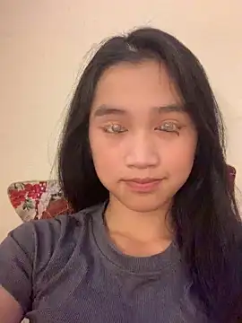 Snapshot of -Lie-06 chatting on 09.26.25 -Lie-06 online show from 09.26.25