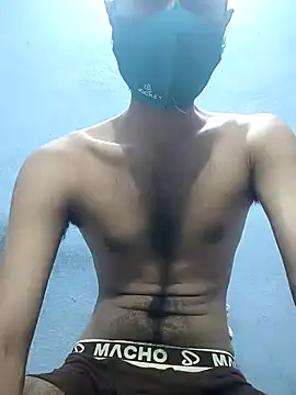 Snapshot of GirlsCrush_ chatting on 09.18.25 GirlsCrush  online show from 09.18.25