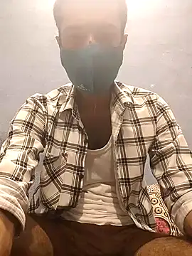 Snapshot of GirlsCrush_ chatting on 09.24.25 GirlsCrush  online show from 09.24.25