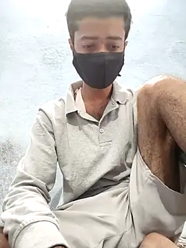 GirlsCrush  online show from 11.03.25