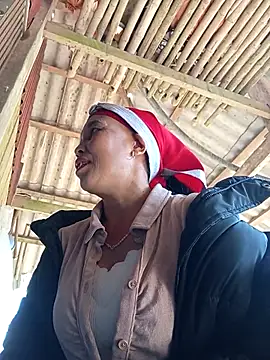 me-cute online show from 11.26.25