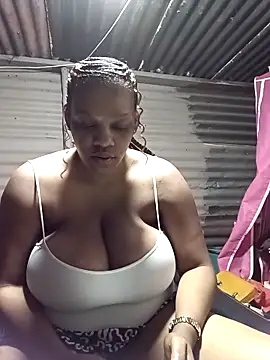 HappygalTheQueen online show from 10.27.25