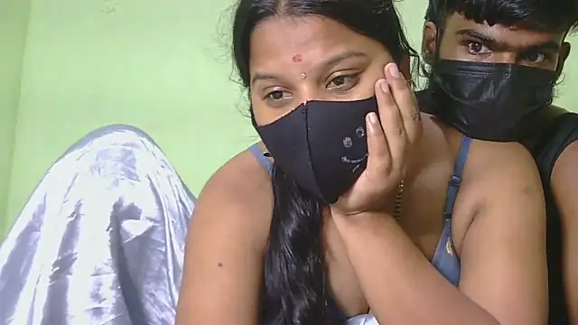 Shneeha le online show from 12.16.25