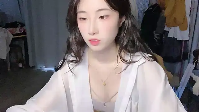 Freya7777 online show from 09.12.25