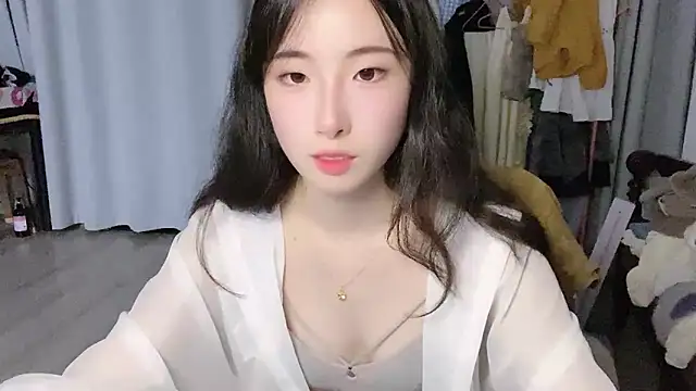 Freya7777 online show from 09.12.25