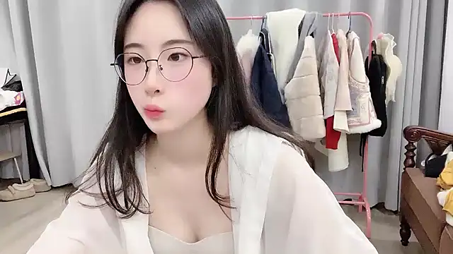 Freya7777 online show from 12.20.25