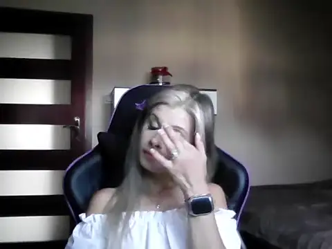 KristineGlow online show from 09.10.25