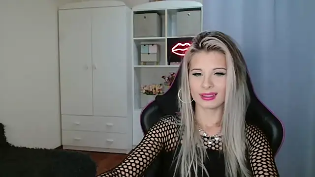 KristineGlow online show from 10.20.25