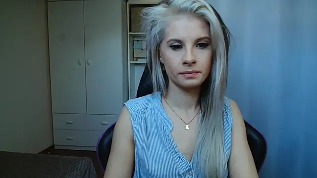 KristineGlow online show from 05.22.26