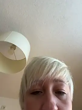 Snapshot of Rozendefotz chatting on 03.02.26 Rozendefotz online show from 03.02.26