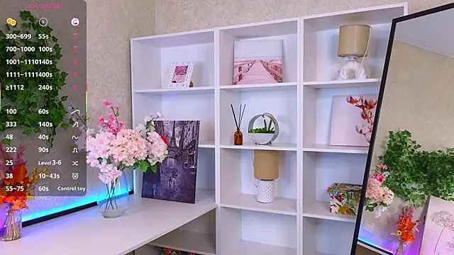 KathrinTith online show from 12.04.25