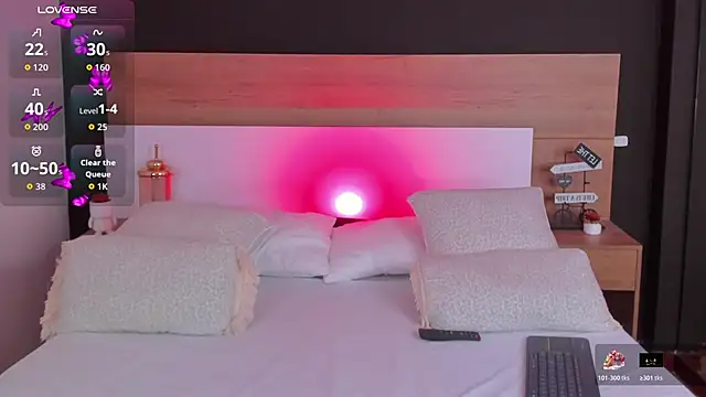 MiaTaylorSweet online show from 11.04.25