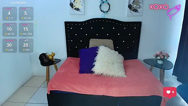 SammySmall F w online show from 12.13.25