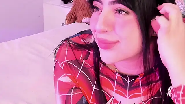 Camila Matinez  online show from 04.14.26