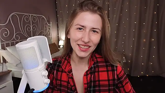 VesperaCeleste online show from 11.09.25