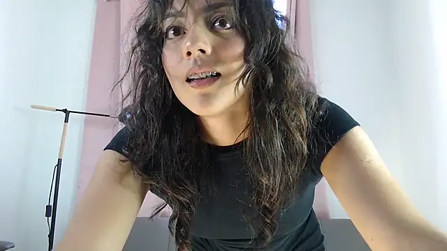 WendySuns  online show from 09.13.25