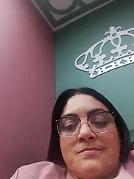 tiffany Johnson1 online show from 11.05.25