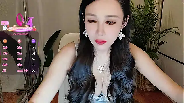 Cuteazhu online show from 10.23.25