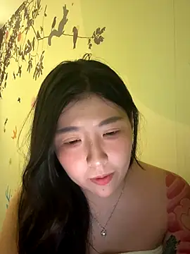 Snapshot of flower520hua chatting on 09.17.25 flower520hua online show from 09.17.25